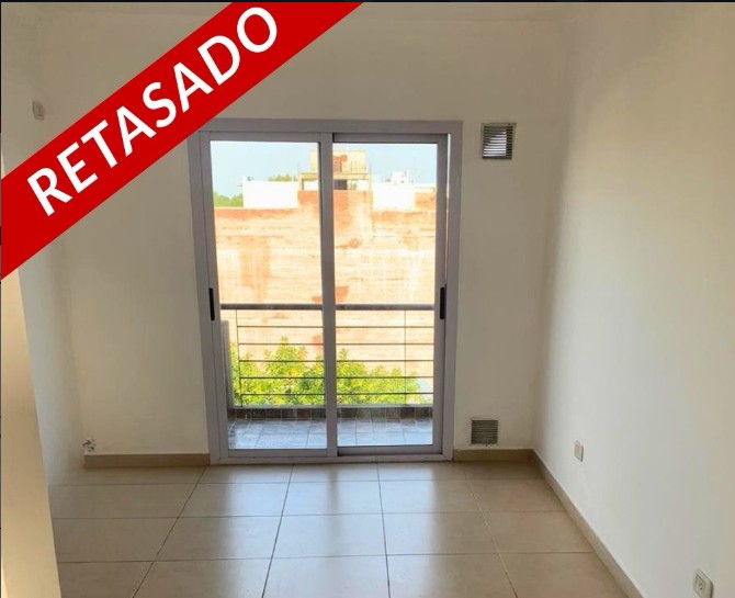 Depto con balcón